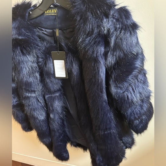 JAYLEY Bamboo Faux Fur Jacket (similar to Frankie shop) - Picture 5 of 8